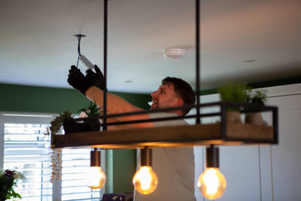 Best Electrician Near Me  in Breckenridge Hills, MO
