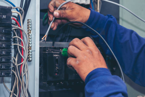 Best Electrical Repair Services  in Breckenridge Hills, MO